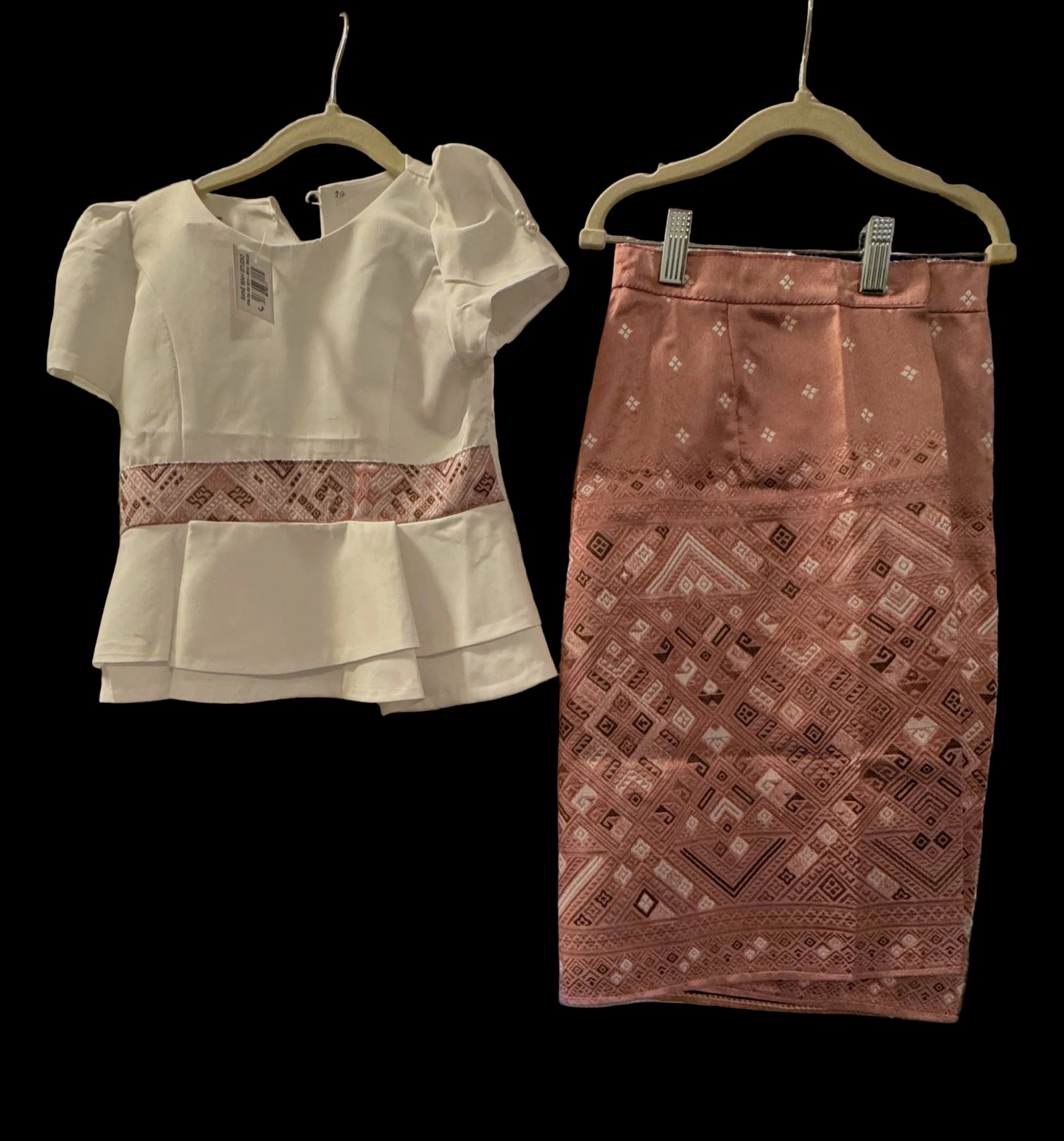 SZ 3 Pink Ethnic Lao Girls Set (Top + Sinh)
