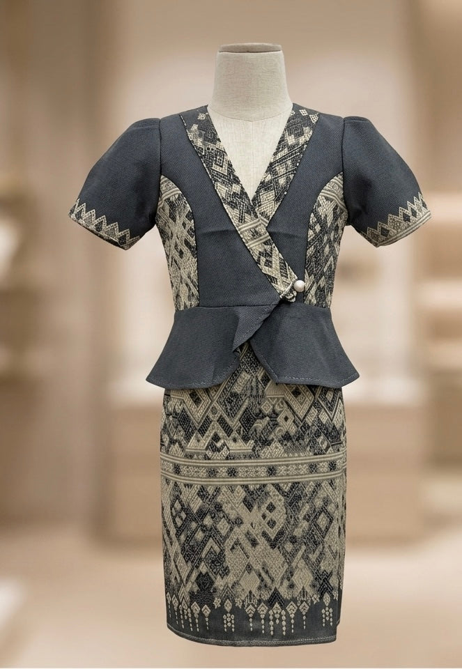 SZ 2 (toddler 3/4T) Navy Ethnic Lao Girls Set (Top + Sinh)