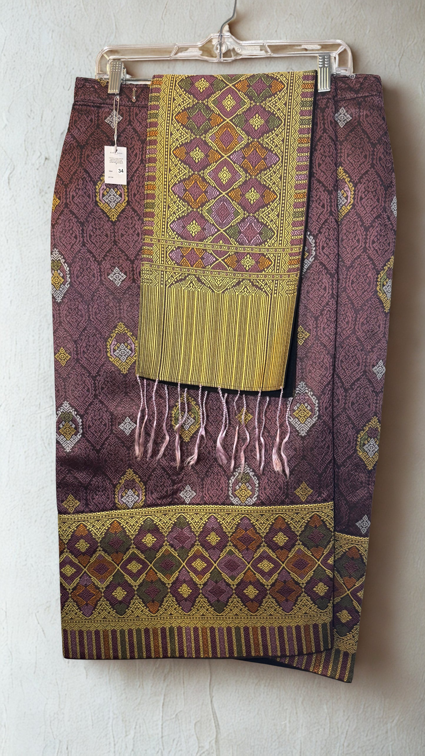 L - 34” Eggplant Sinh + Pha Biang Set