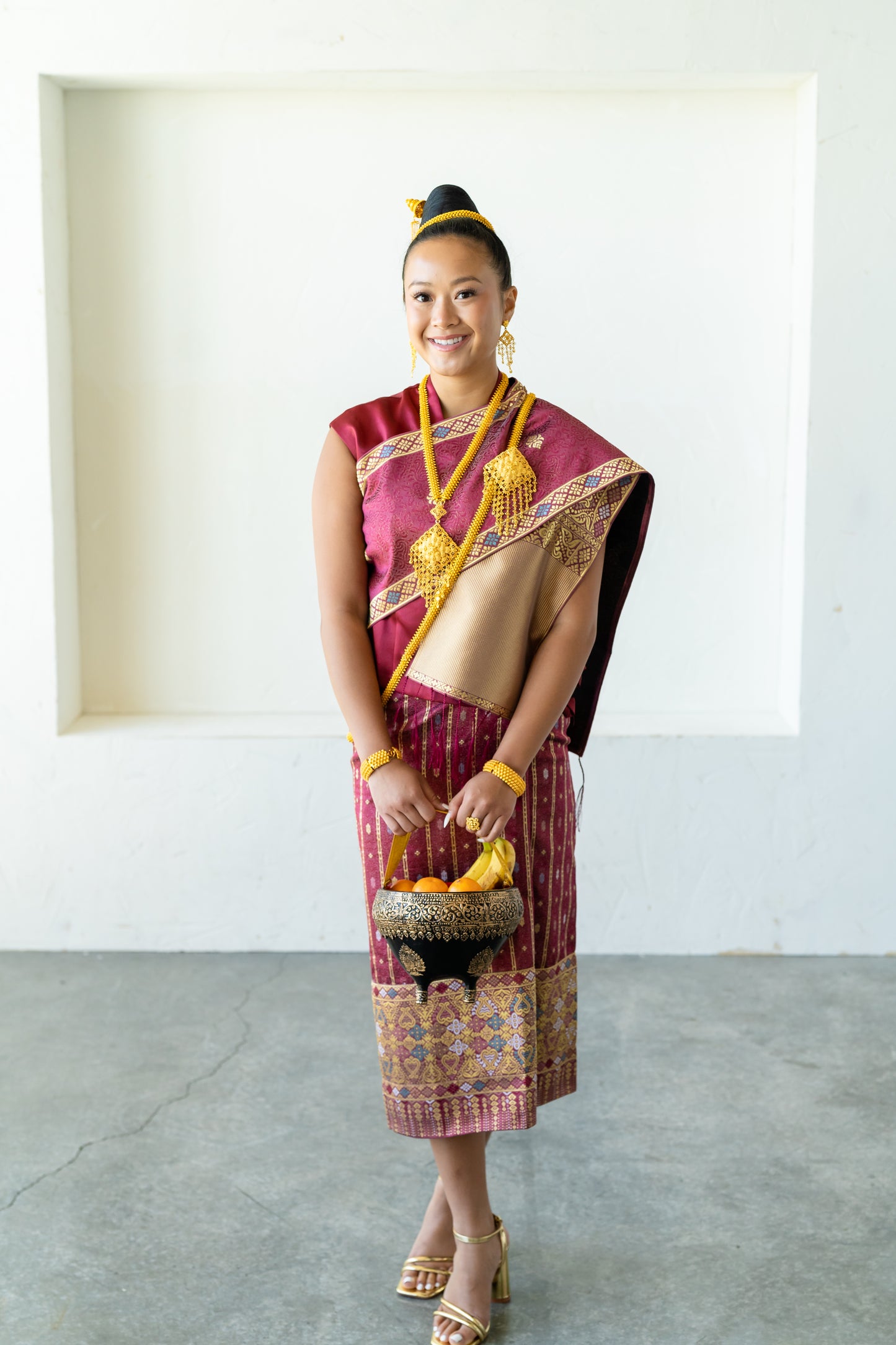Crimson Ruby – Traditional Lao Sinh & Pha Biang Set