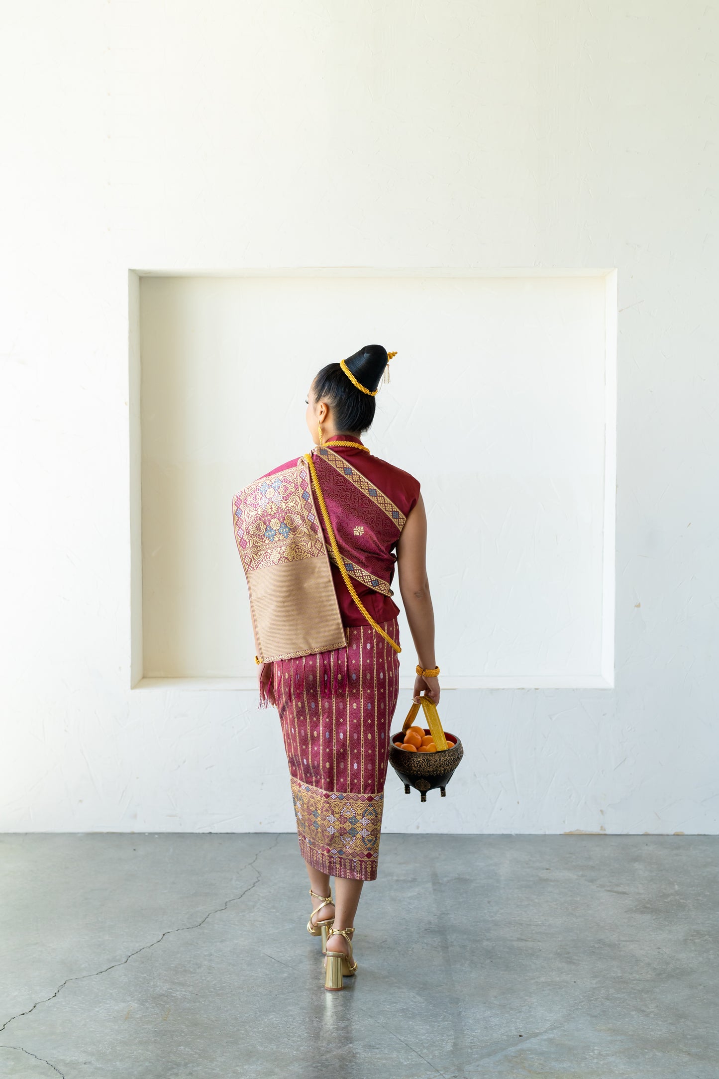 Crimson Ruby – Traditional Lao Sinh & Pha Biang Set