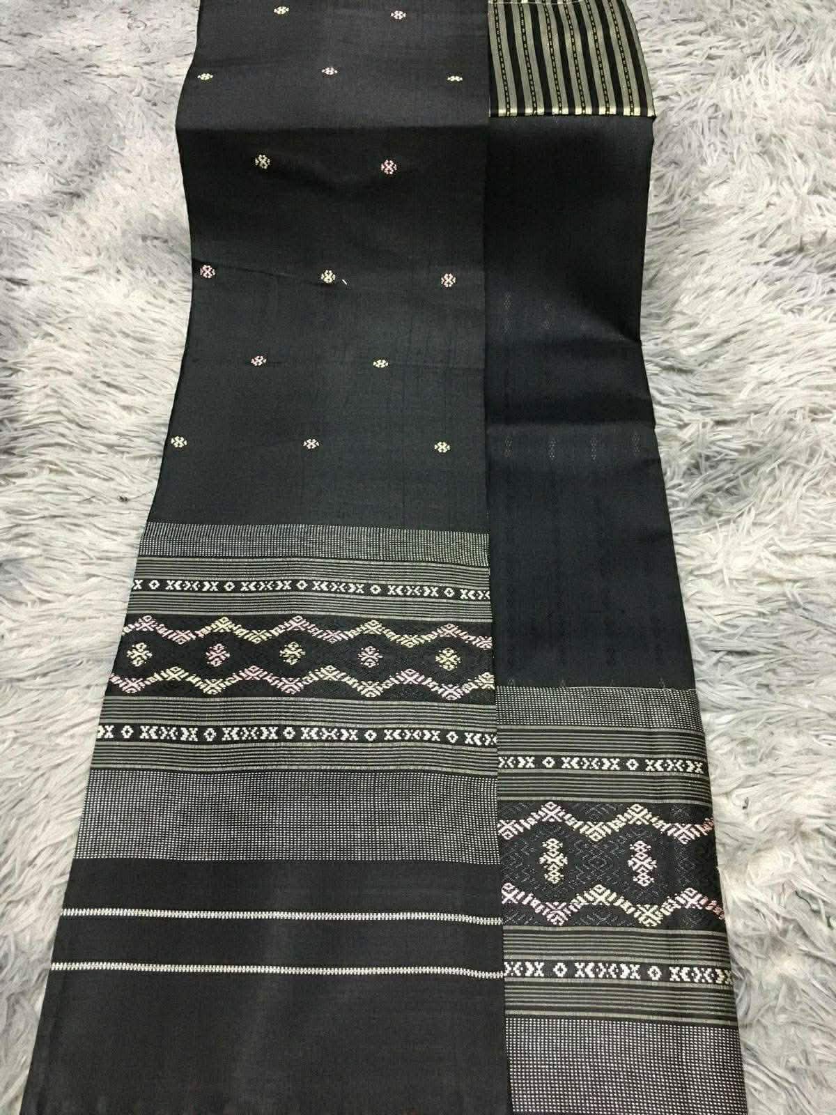 XS - 28” Black – Traditional Lao Sinh & Pha Biang Set