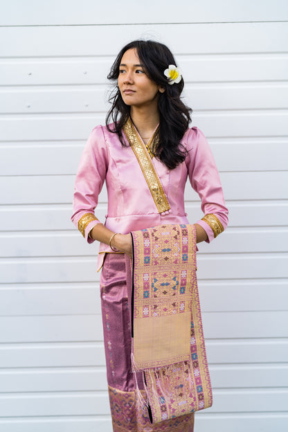 Traditional Lao Sinh - Blush Garnet