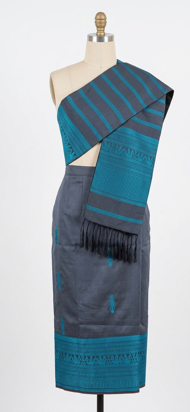 XS - 28” Electric Blue – Traditional Lao Sinh & Pha Biang Set