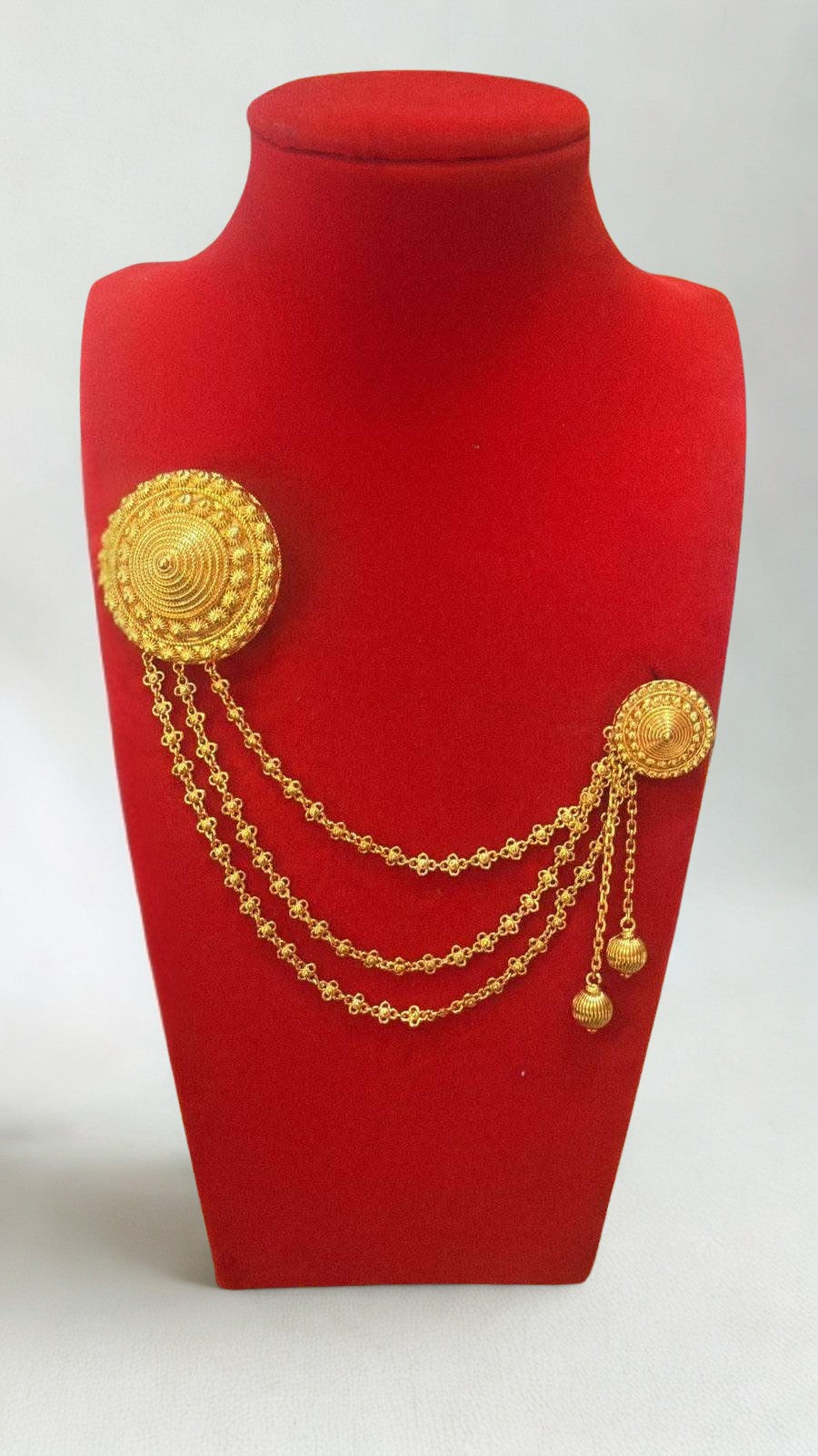 Lao Style Brooch - Golden Drape Chain